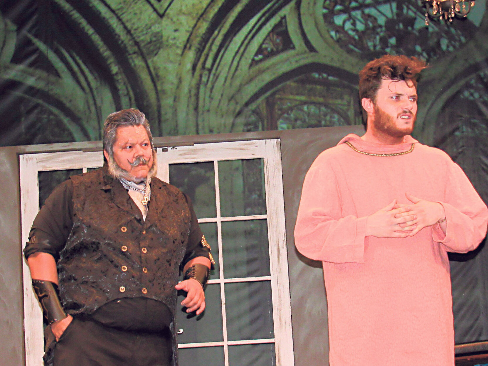 MLT production of 'Dracula' to be scary, sensual